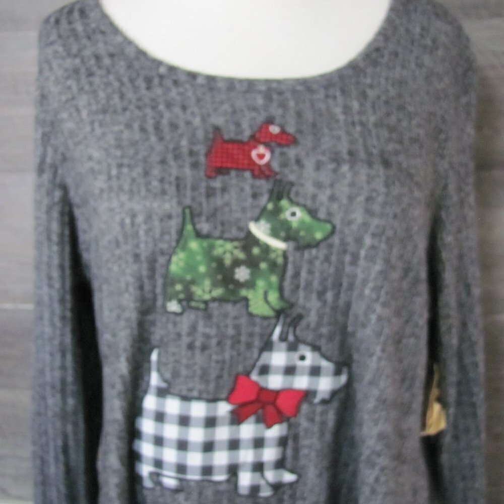 ONE WORLD LIVE & LET LIVE  LADIES CHRISTMAS SWING SHIRT - Picture 9 of 10